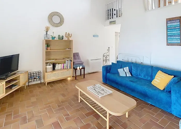 Semesterbostad Sea View House On Foot Cote D'azur Saint-Raphaël