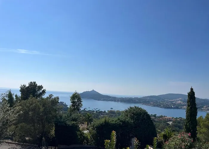 Sea View House On Foot Cote D'azur 別荘 Saint-Raphaël